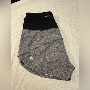 Lululemon speed up high rise lined short 2.5”